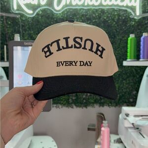 HUSTLE every day - Vintage Embroidered Hat